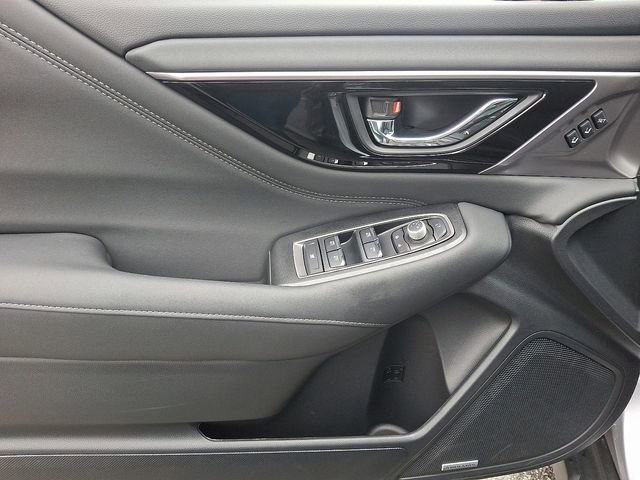 Certified 2025 Subaru Outback Touring XT w/ Popular Package #2 image 12