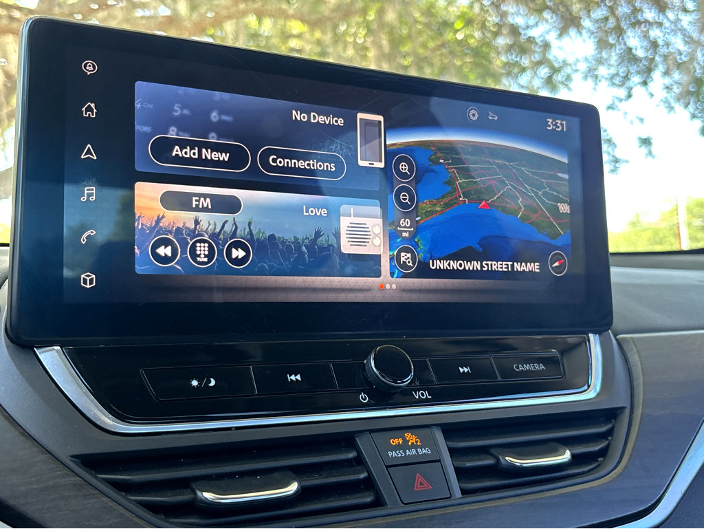 Used 2023 Nissan Altima 2.5 SL FWD image 8