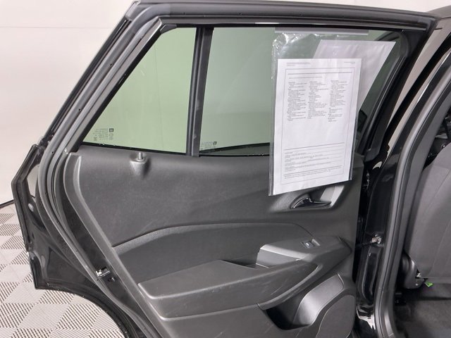 Used 2024 Chevrolet Trax RS w/ Driver Confidence Package image 23