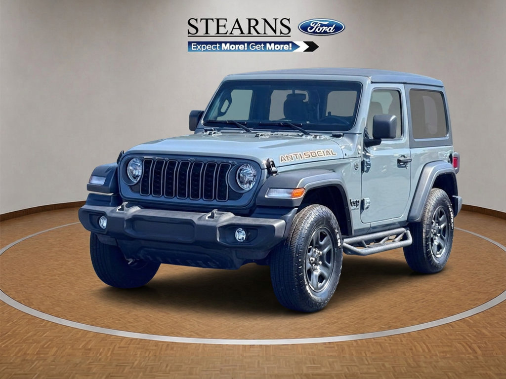 Used 2025 Jeep Wrangler Sport AWD/4WD image 2