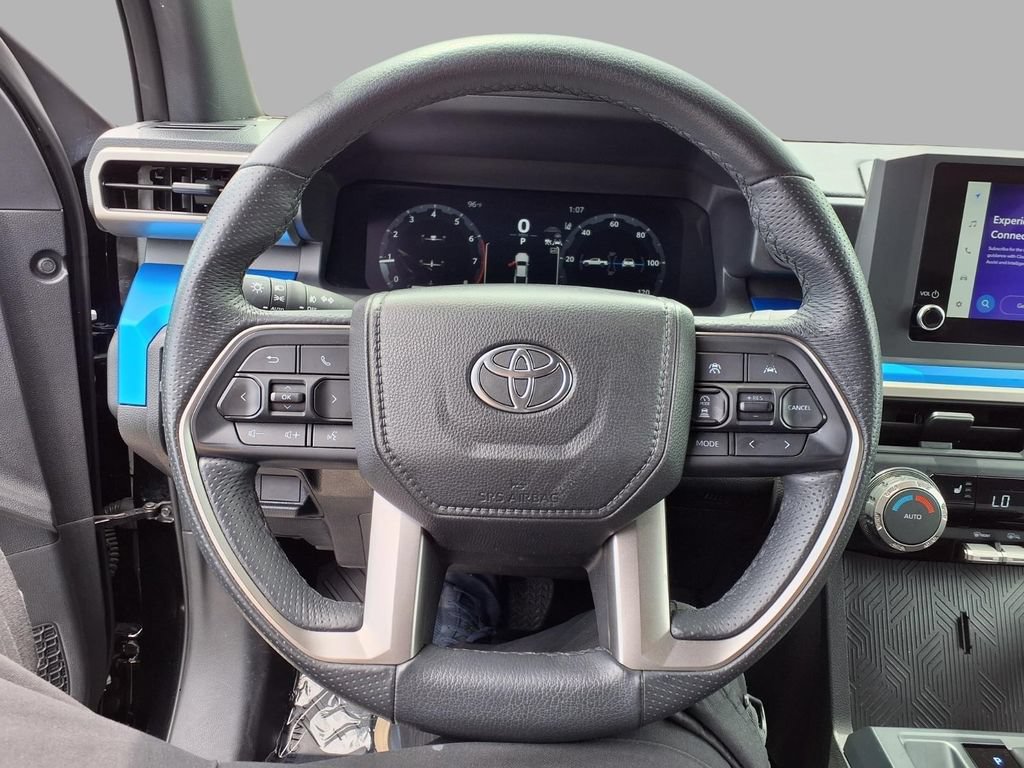 Used 2025 Toyota Tacoma TRD Off-Road AWD/4WD image 16