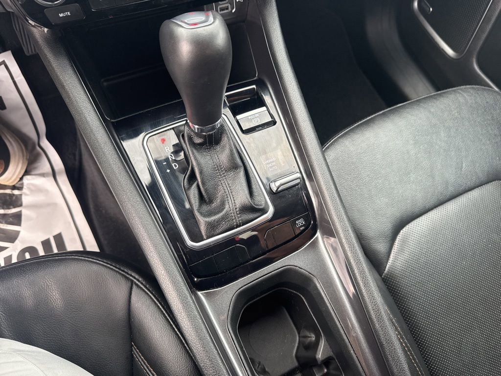 Certified 2022 Jeep Compass Latitude w/ Sun and Sound Group image 17