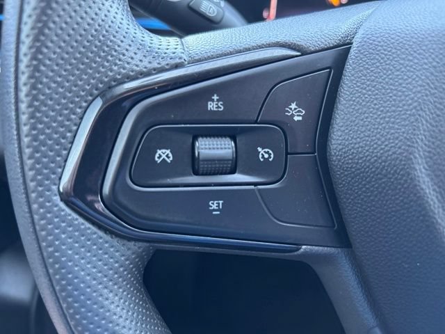 Used 2025 Chevrolet Trax LT FWD image 21