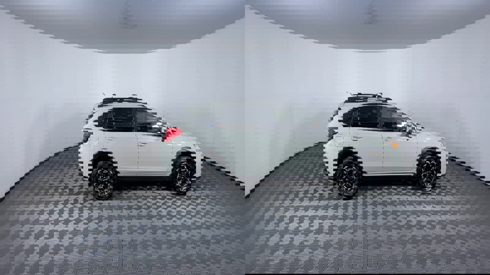 Used 2013 Subaru Crosstrek 2.0i Limited image 9