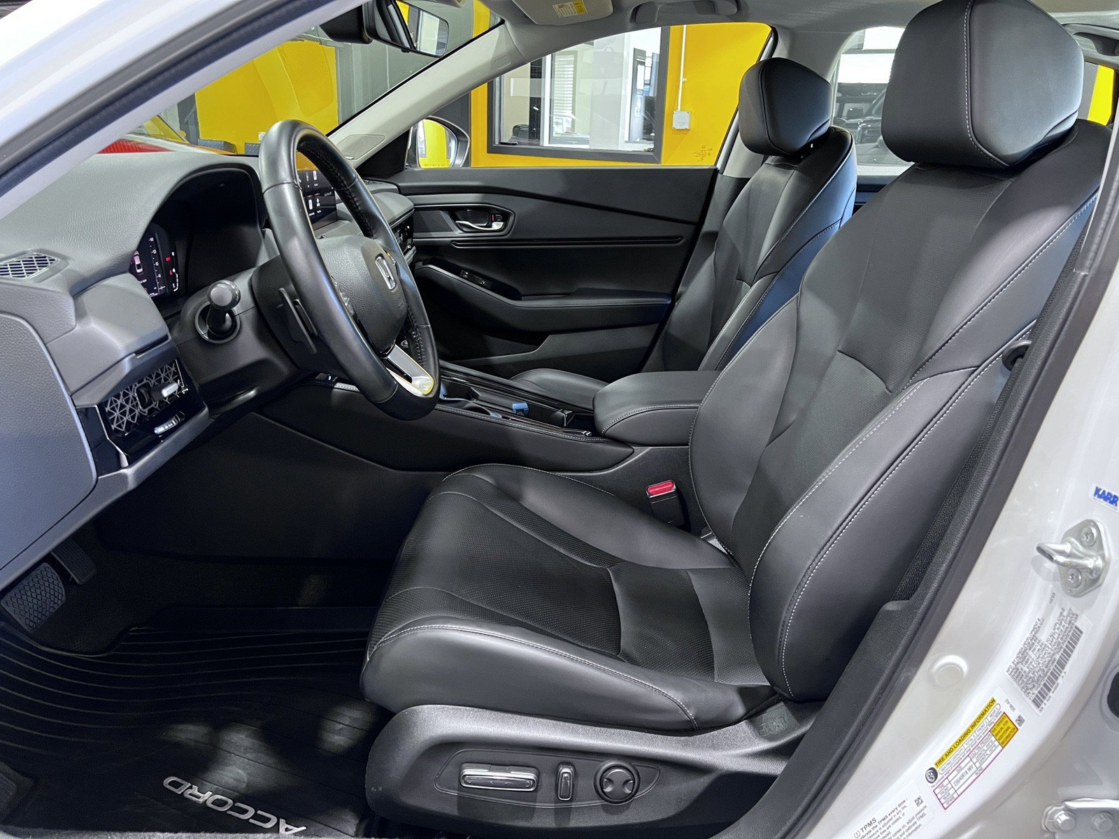 Used 2024 Honda Accord Touring image 15