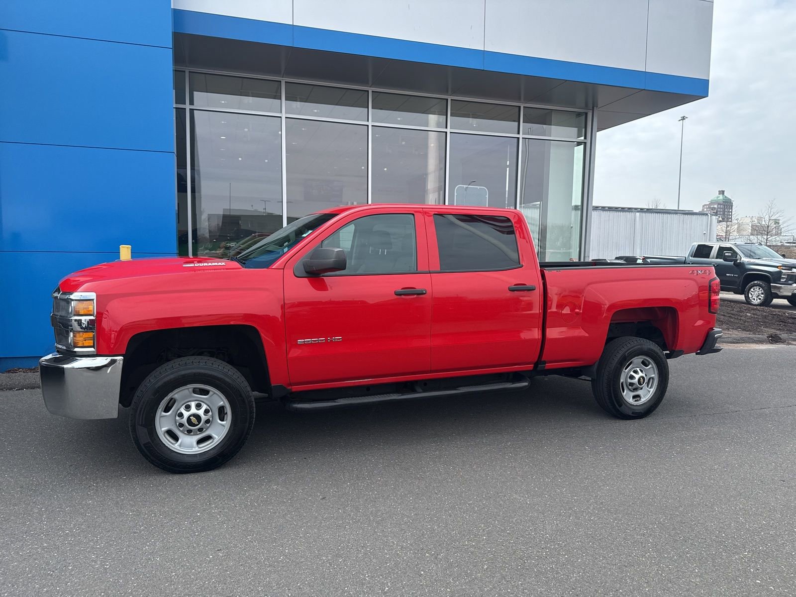 Used 2018 Chevrolet Silverado 2500 W/T w/ Snow Plow Prep Package image 9
