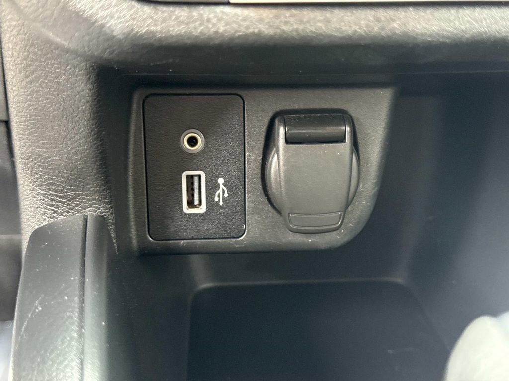 Certified 2021 Nissan Versa SV image 23