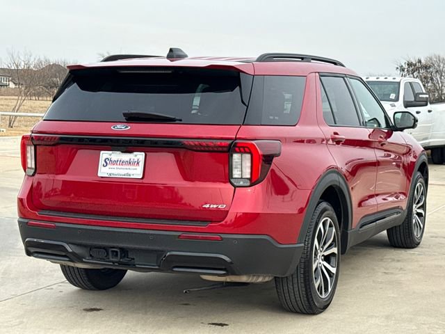 Used 2025 Ford Explorer ST-Line image 10