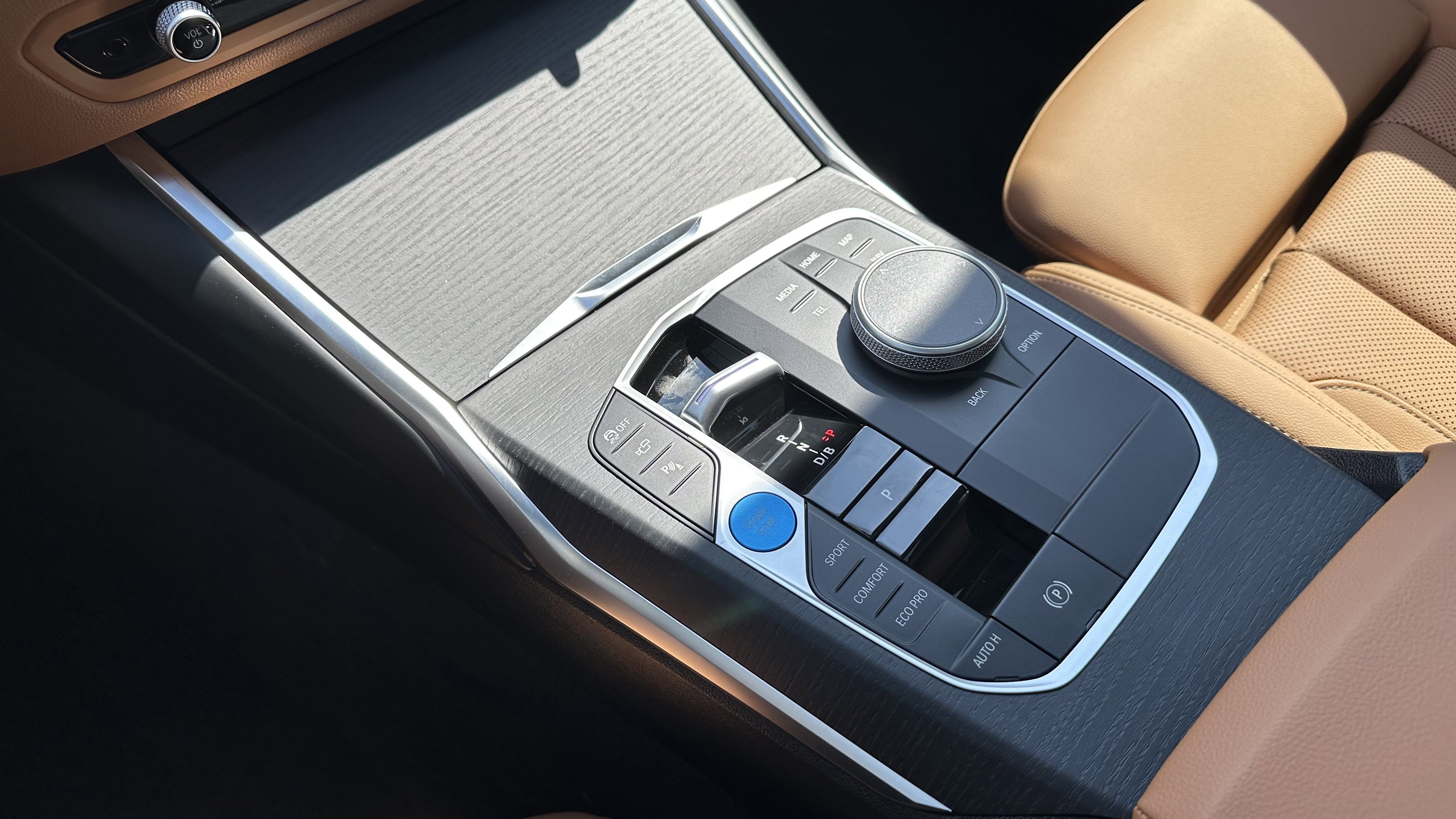 Used 2026 BMW i4 xDrive40i AWD/4WD image 24