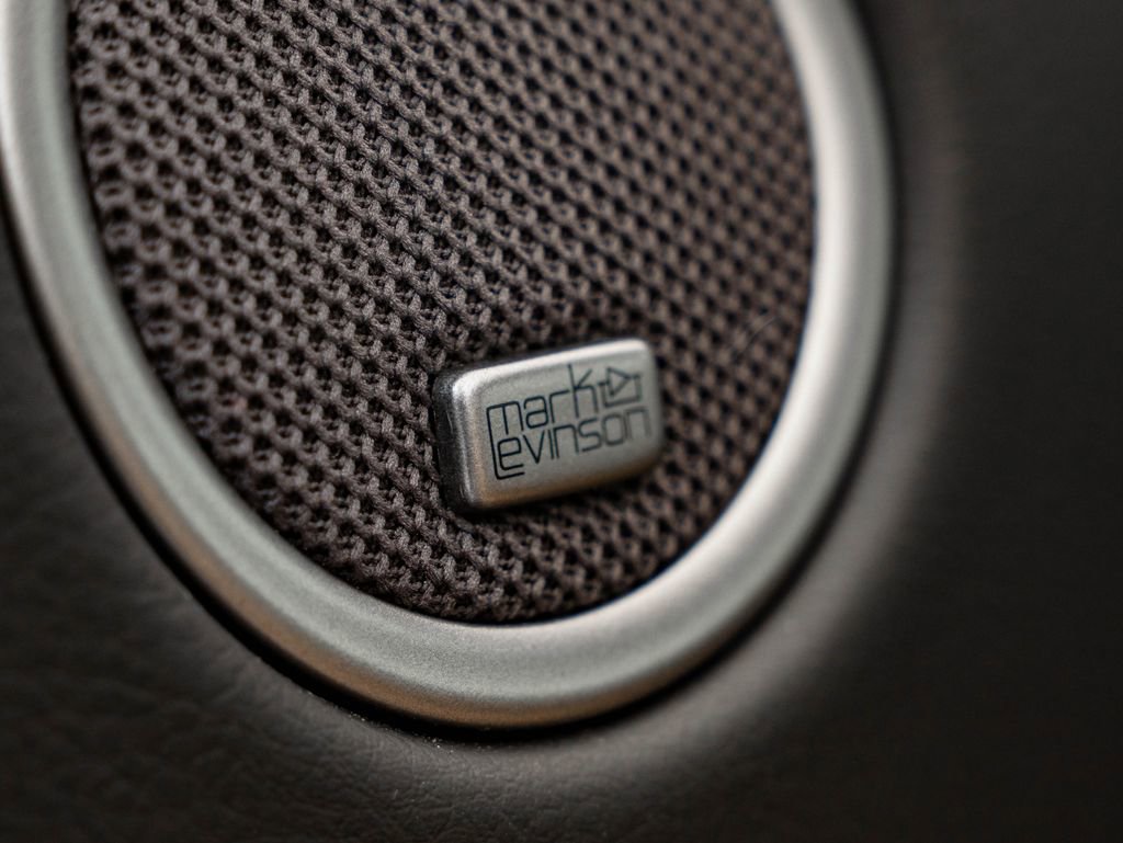 Used 2006 Lexus SC 430 Convertible RWD image 32