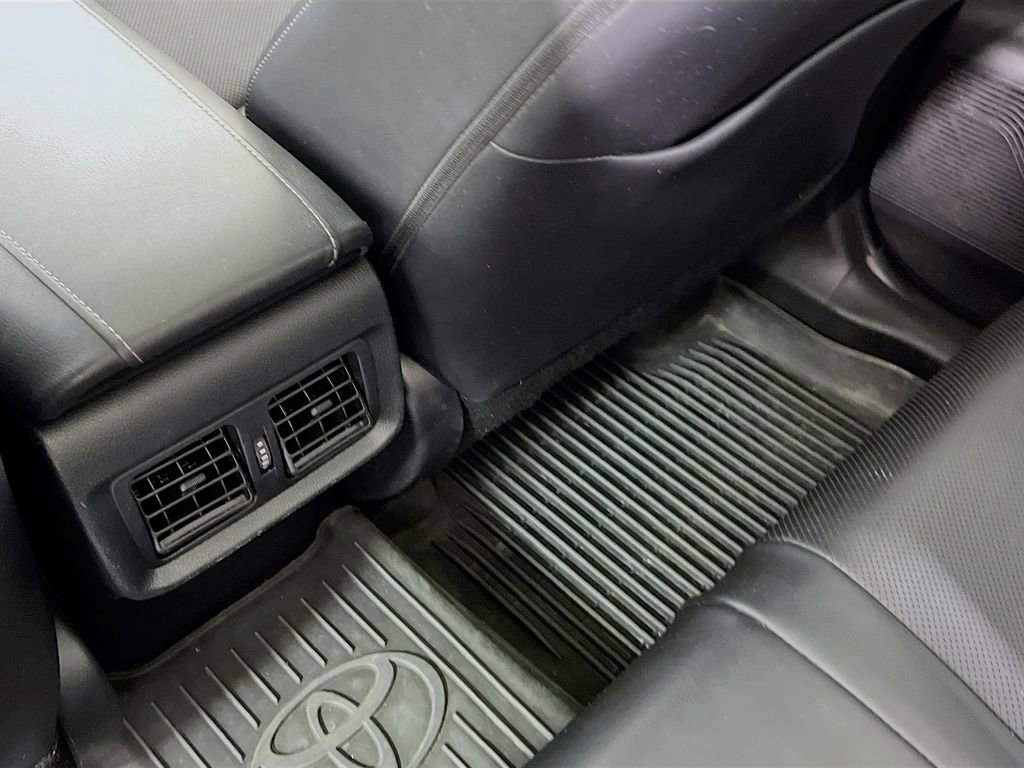 Used 2021 Toyota Venza Limited w/ Advanced Technology Package image 26