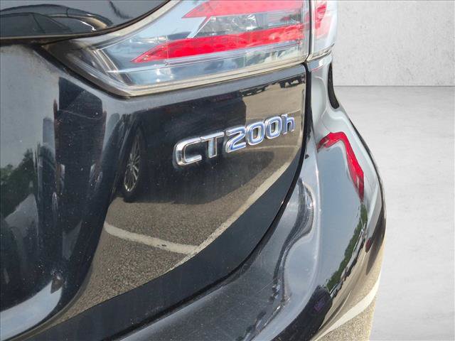 Used 2013 Lexus CT 200h FWD image 16