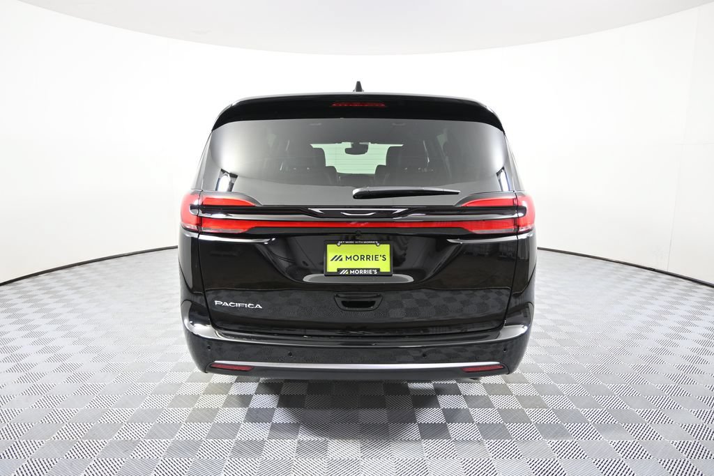 New 2027 Chrysler Pacifica Select FWD image 5