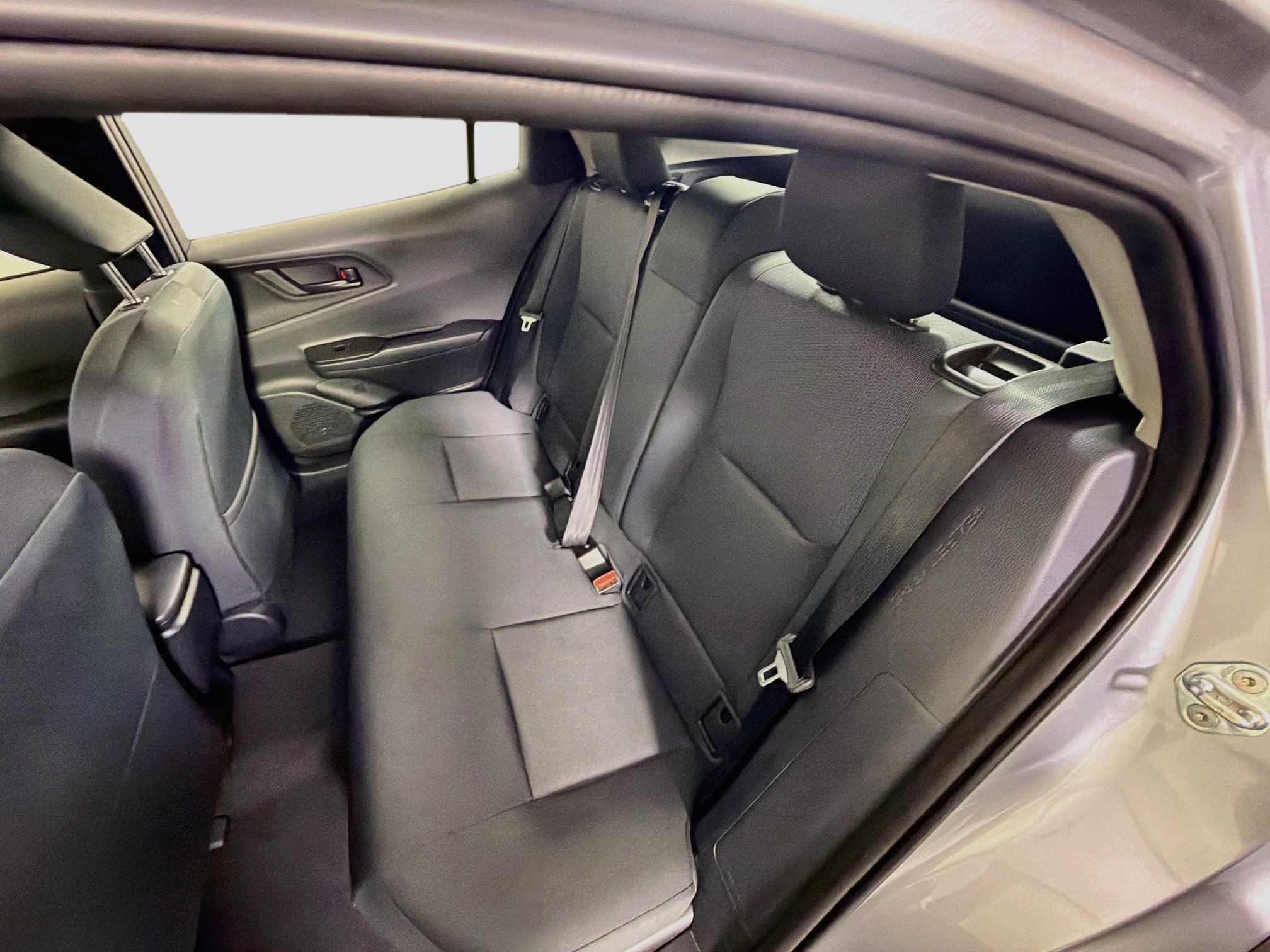 Used 2026 Toyota Prius LE FWD image 27