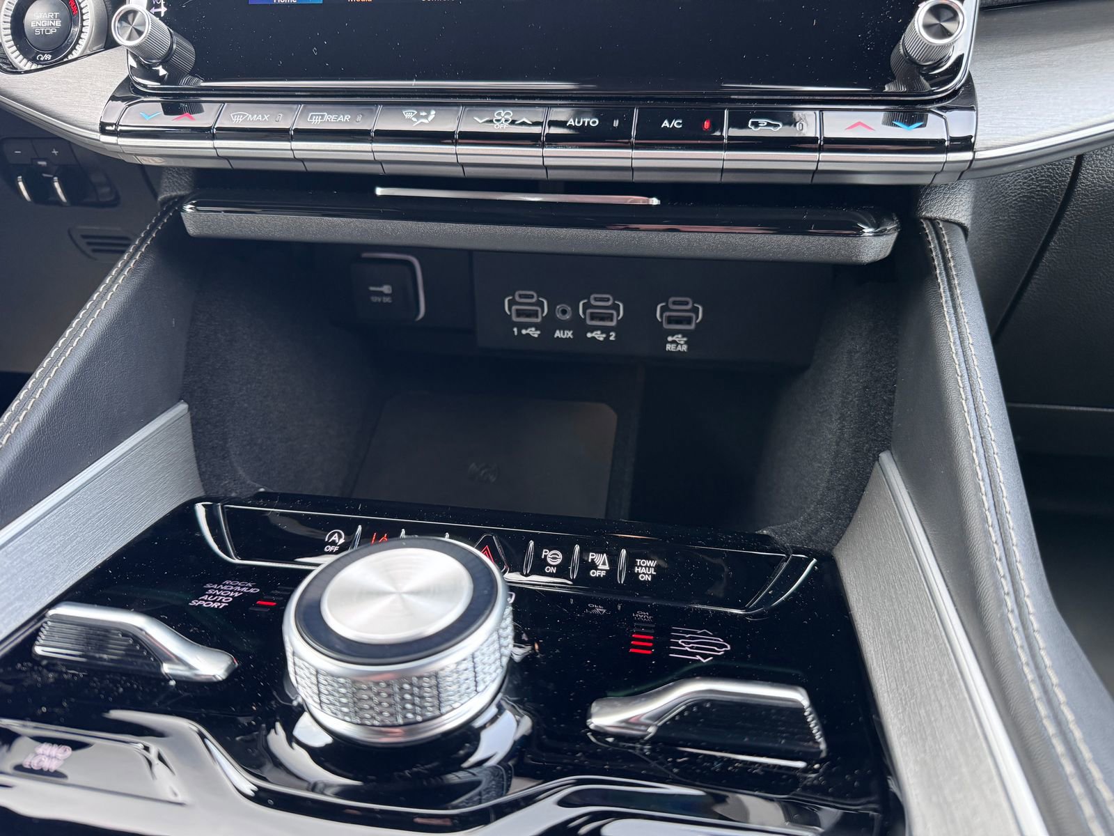 New 2025 Jeep Wagoneer Series II image 18