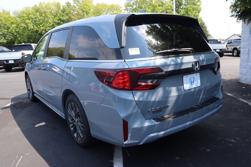 Used 2026 Honda Odyssey Touring image 3