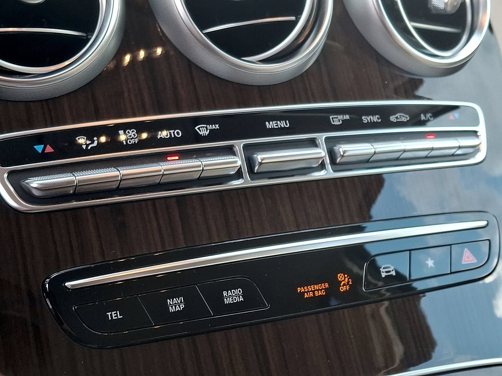 Used 2022 Mercedes-Benz GLC 300 4MATIC image 15