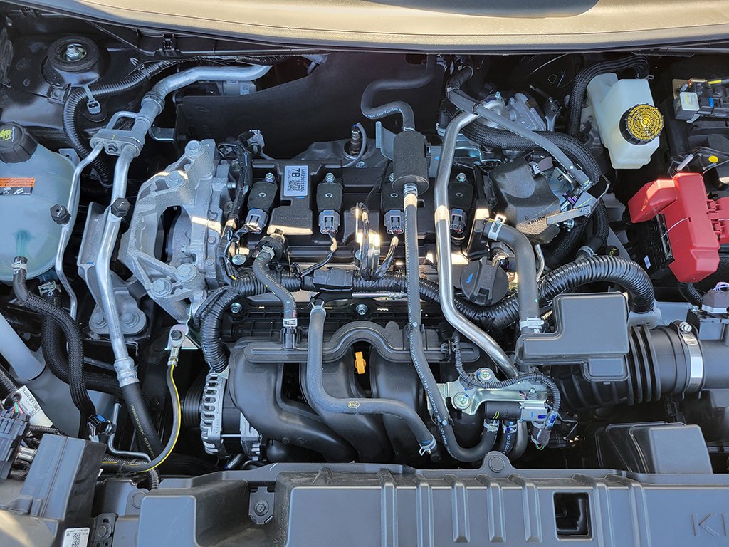 New 2025 Nissan Kicks SR image 14