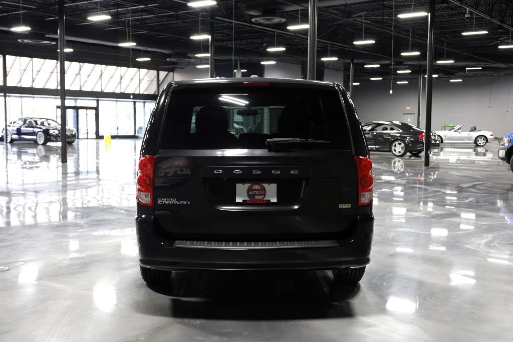 Used 2018 Dodge Grand Caravan SE FWD image 6
