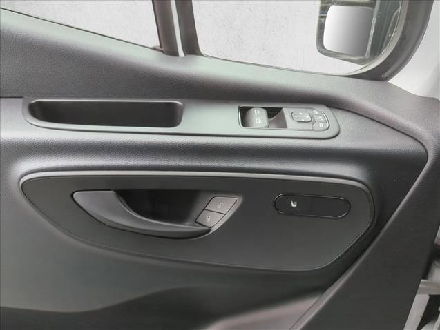 Used 2024 Mercedes-Benz Sprinter 2500 image 21