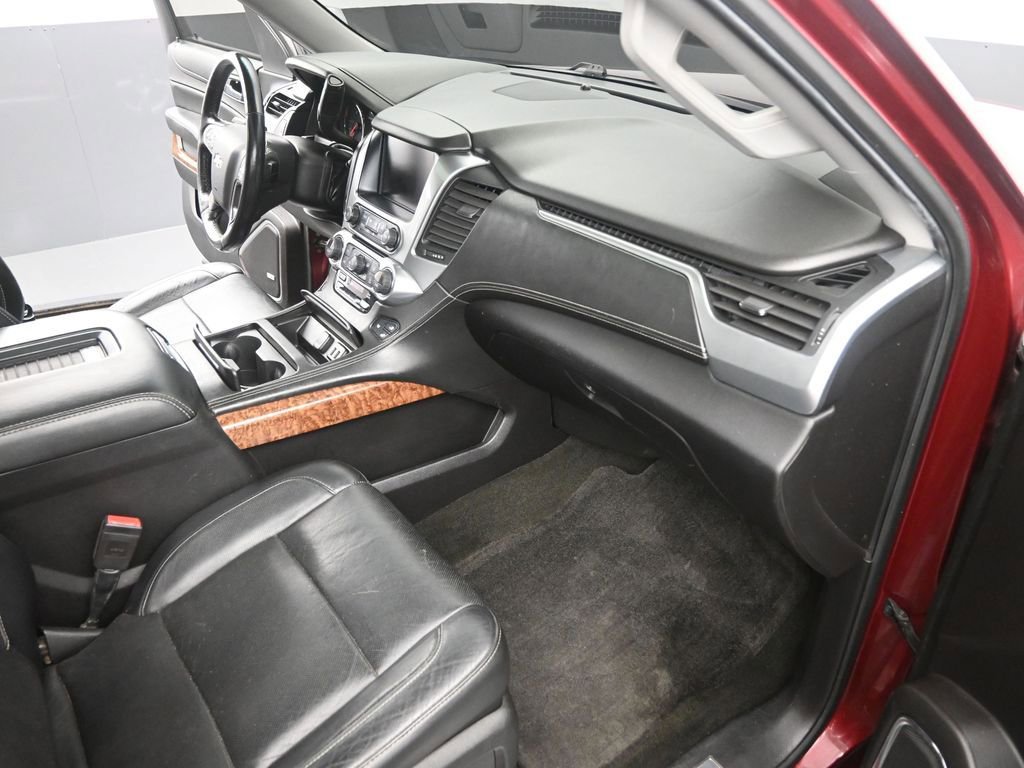 Used 2017 Chevrolet Suburban Premier image 19