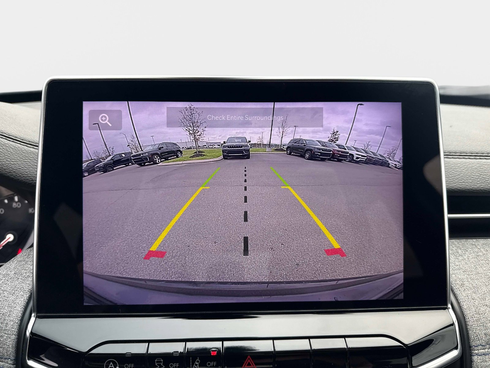 Used 2024 Jeep Compass Latitude image 24