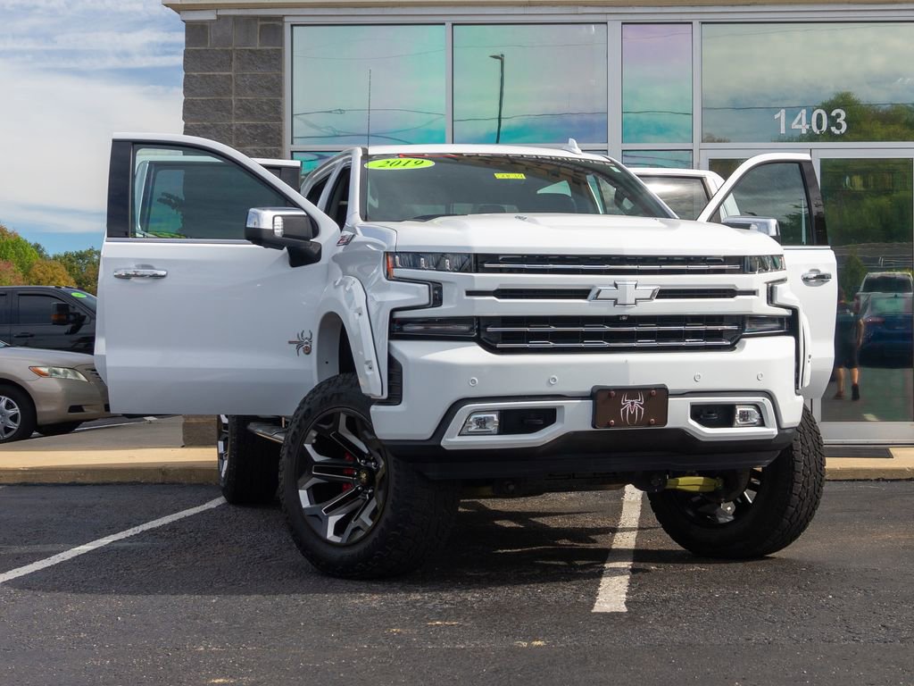 Used 2019 Chevrolet Silverado 1500 LTZ w/ LTZ Premium Package image 15