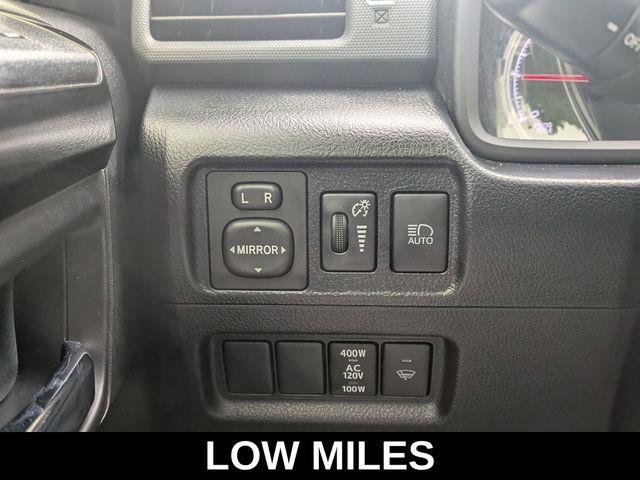 Used 2024 Toyota 4Runner TRD Off-Road Premium image 18