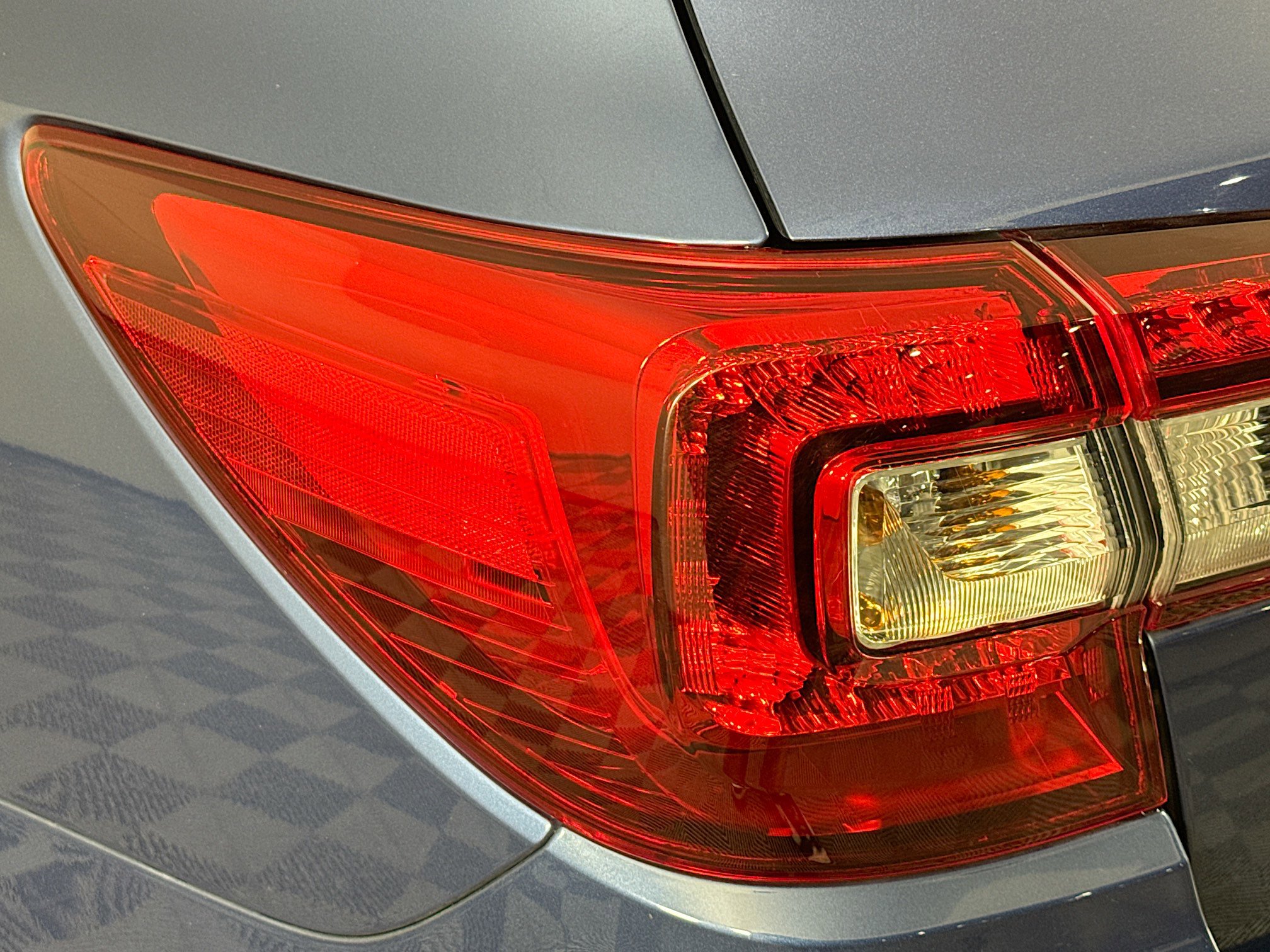 Used 2019 Subaru Outback 2.5i AWD/4WD image 34