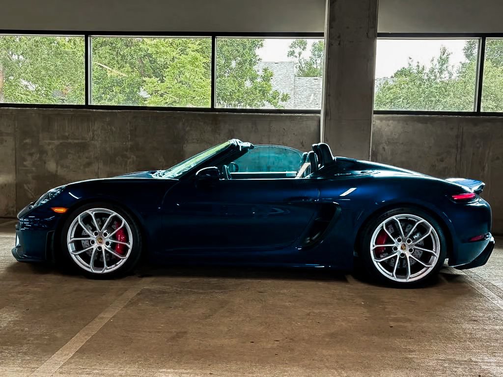 Used 2022 Porsche 718 Boxster Spyder RWD image 3