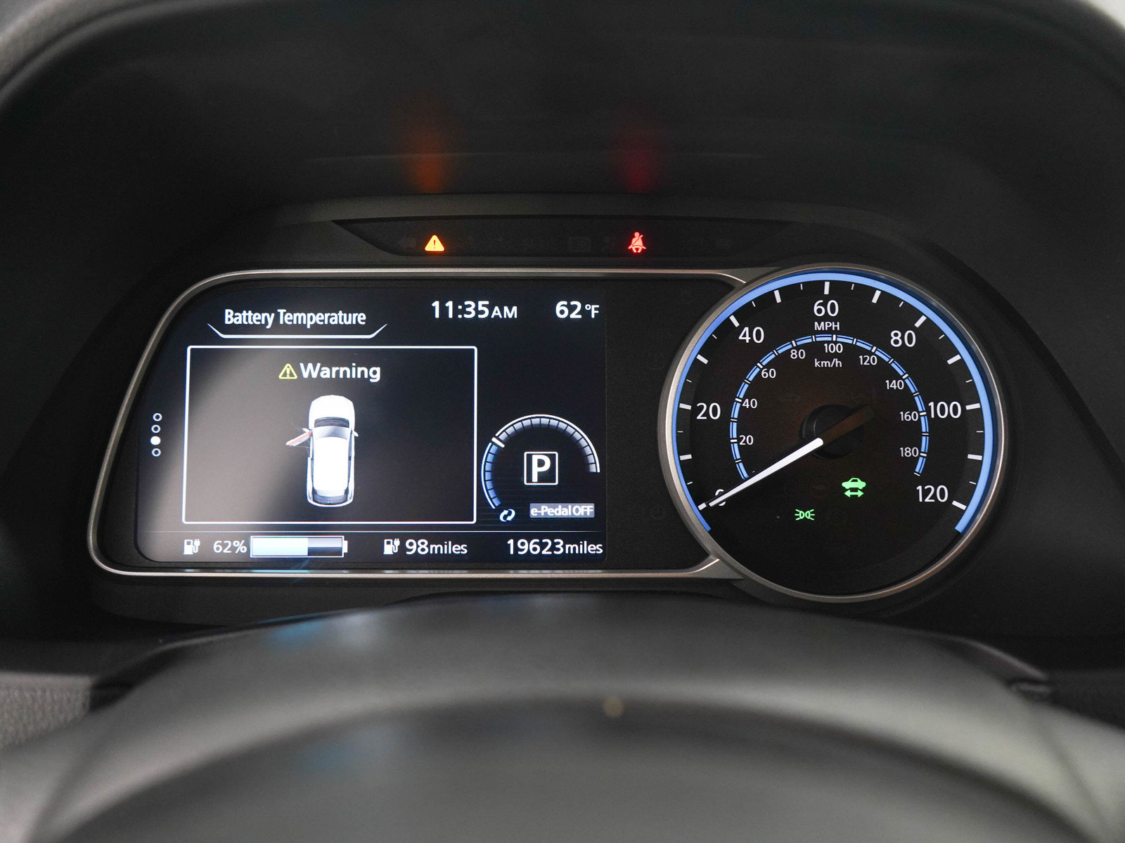 Used 2025 Nissan Leaf S FWD image 25
