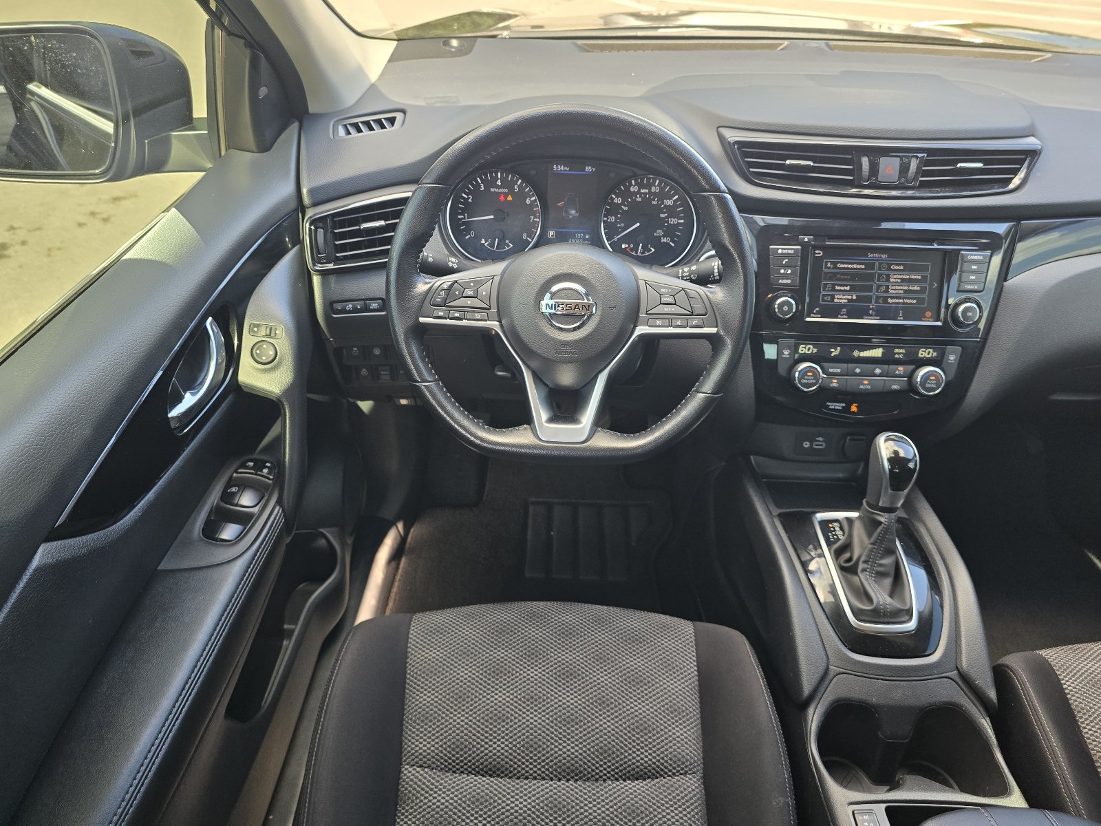 Certified 2022 Nissan Rogue Sport SV AWD/4WD image 13
