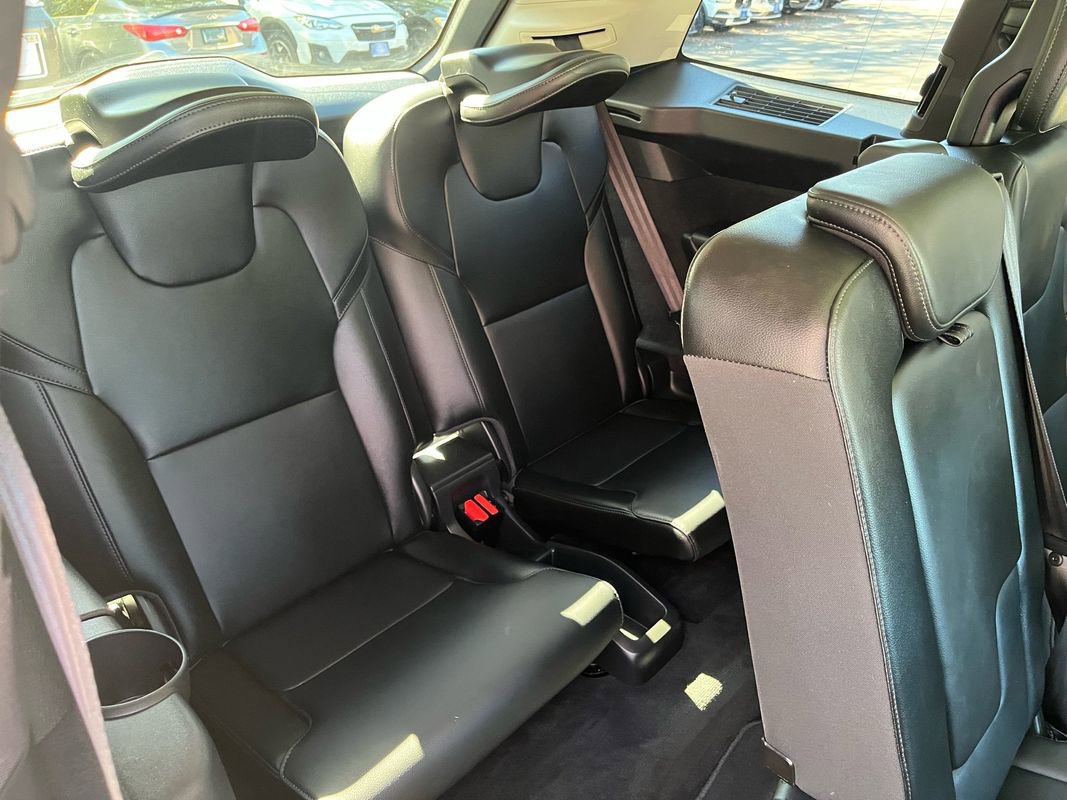 Used 2020 Volvo XC90 T5 Momentum image 22
