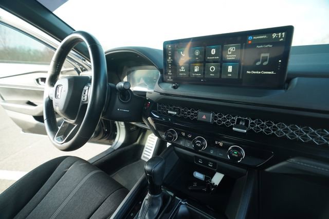 Used 2023 Honda Accord Sport image 32