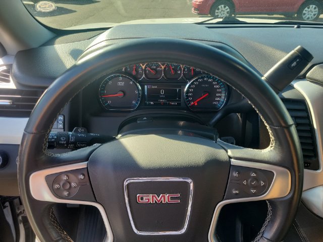 Used 2018 GMC Yukon SLE w/ SLE Value Package AWD/4WD image 17