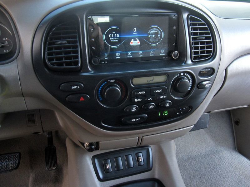 Used 2006 Toyota Sequoia SR5 RWD image 23