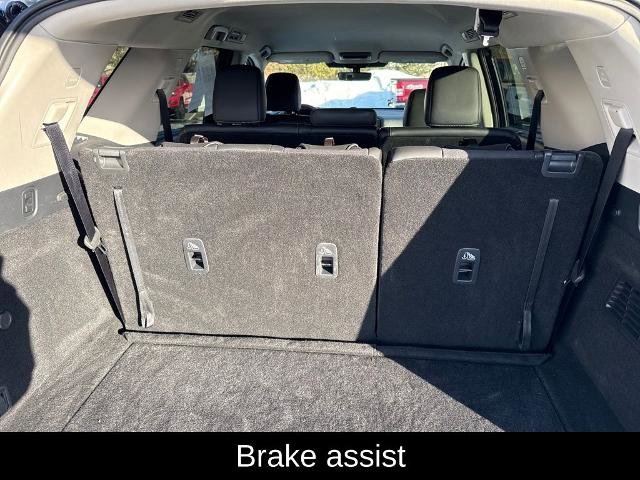 Certified 2025 Nissan Pathfinder SL image 17