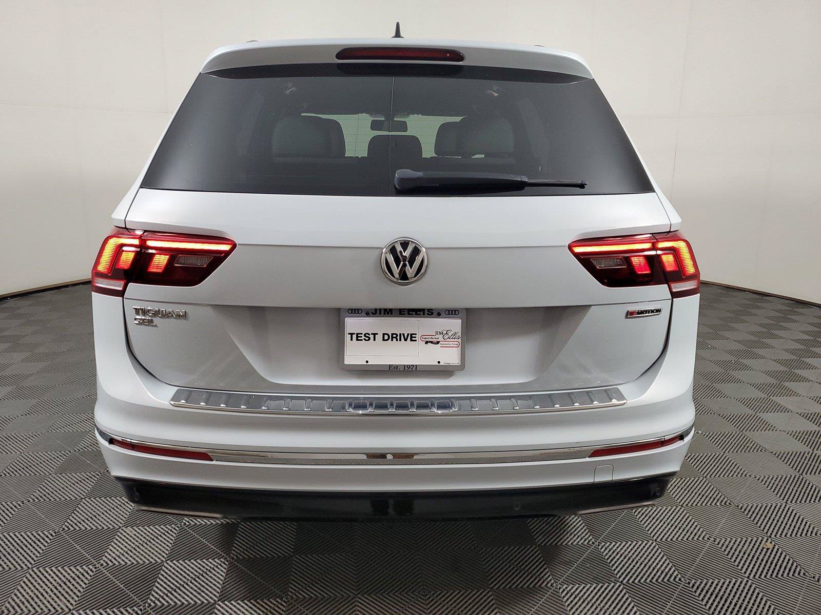 Used 2019 Volkswagen Tiguan S AWD/4WD image 5
