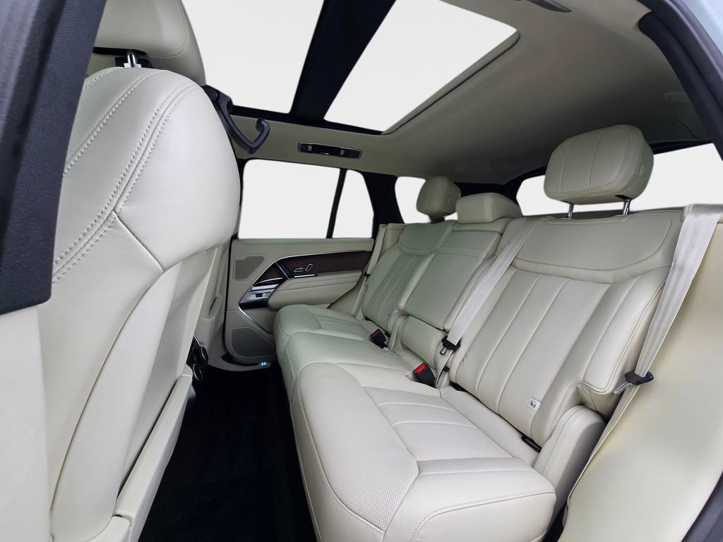 New 2027 Land Rover Range Rover SE AWD/4WD image 14