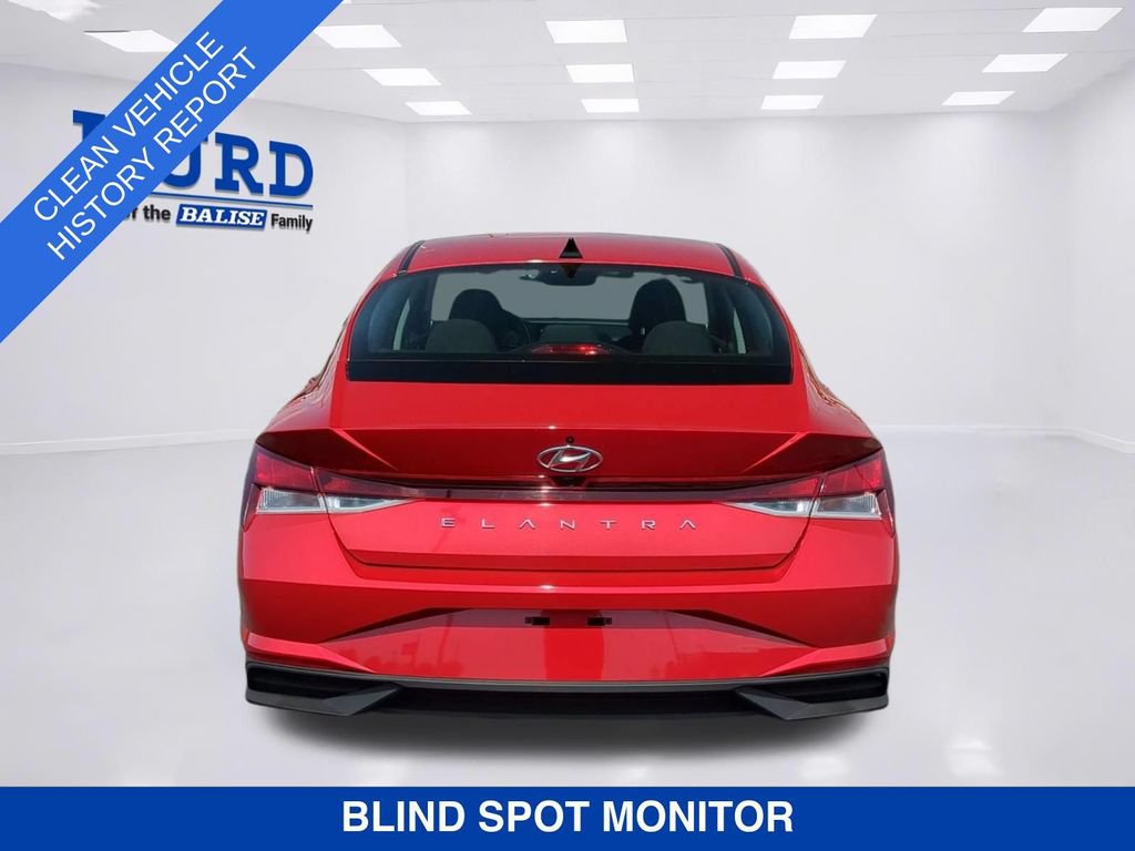 Used 2023 Hyundai Elantra SEL w/ Convenience Package FWD image 5