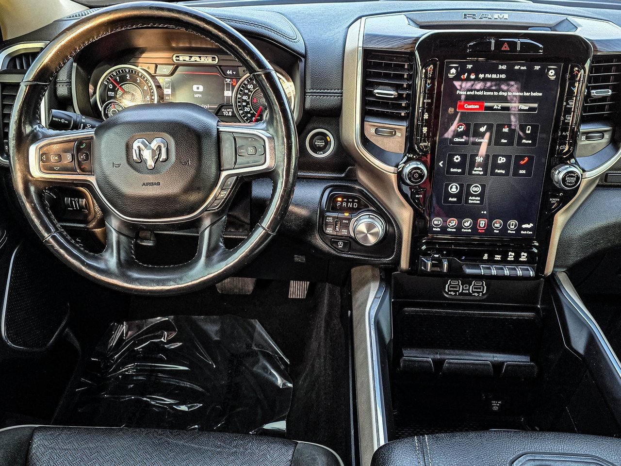 Used 2020 RAM 1500 Laramie image 31