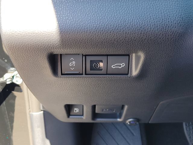 New 2026 Toyota RAV4 XSE AWD/4WD image 15
