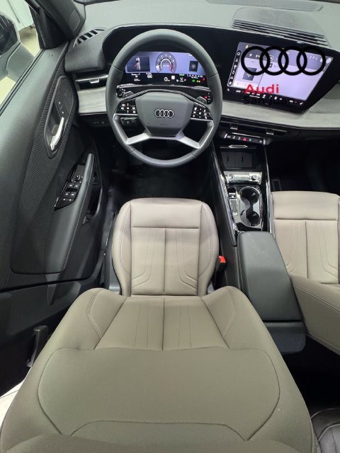 New 2026 Audi Q3 quattro 2.0T AWD/4WD image 33