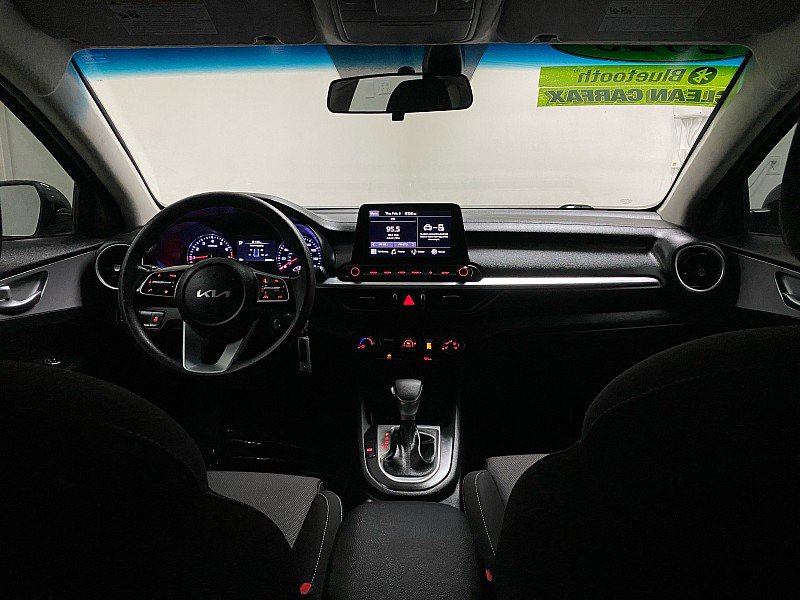 Used 2023 Kia Forte LX image 22