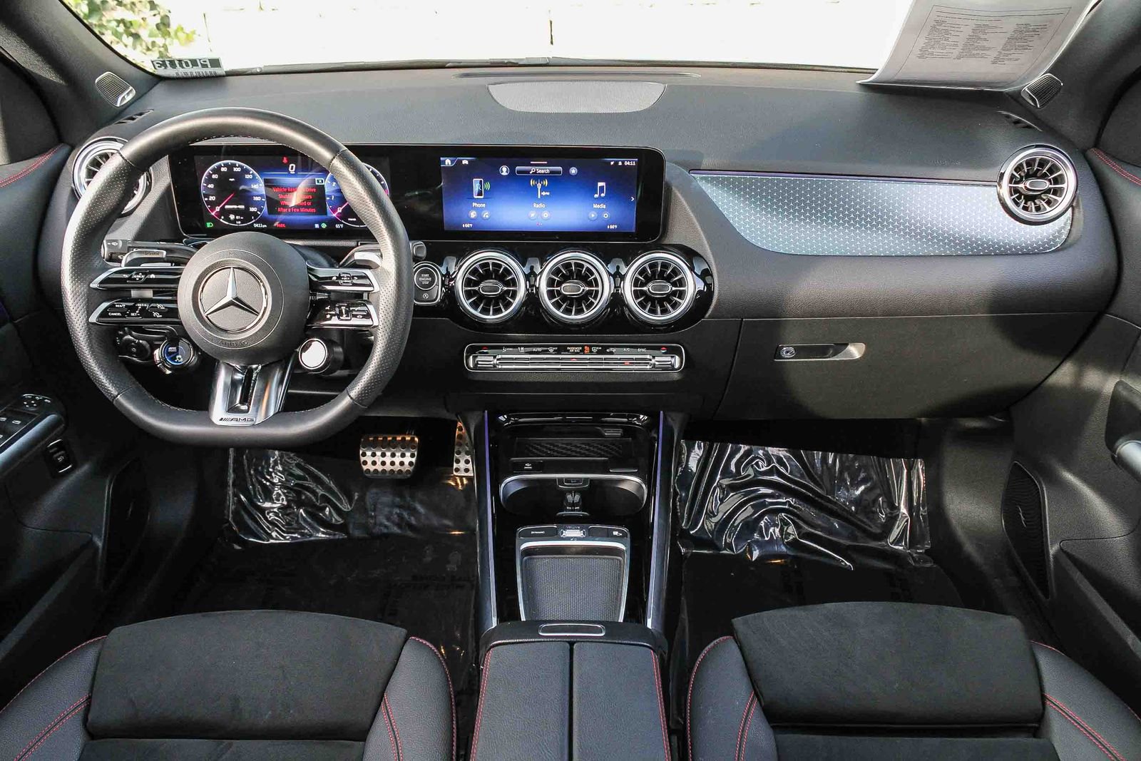 Certified 2025 Mercedes-Benz GLA 35 AMG 4MATIC image 13