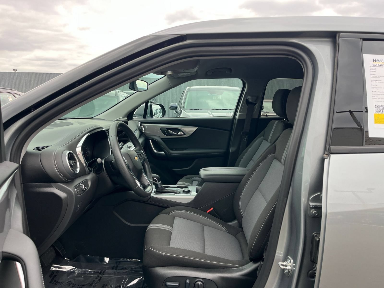 Used 2026 Chevrolet Blazer LT FWD image 27
