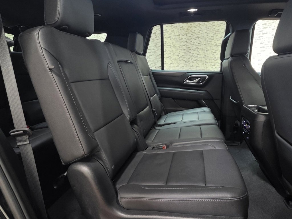 Used 2023 Chevrolet Tahoe Z71 w/ Luxury Package image 18