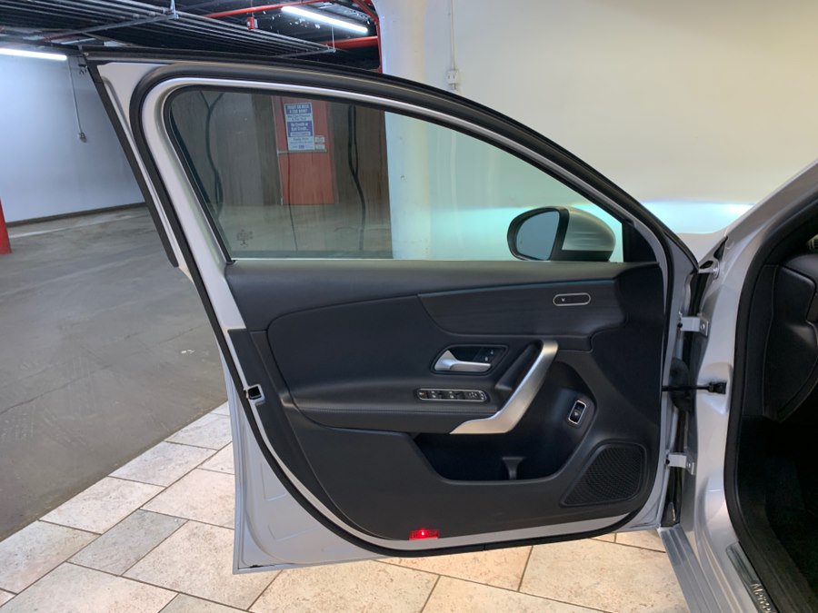 Used 2022 Mercedes-Benz A 220 4MATIC w/ Premium Package Lite image 16