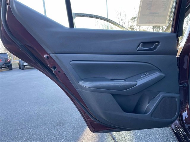 Used 2024 Nissan Altima 2.5 SV image 12