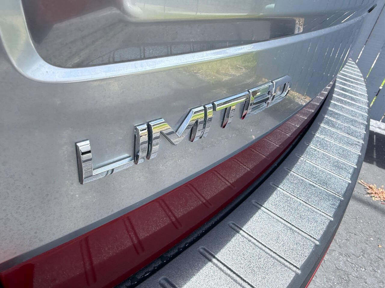 Used 2017 Ford Flex Limited w/ Equipment Group 303A AWD/4WD image 5